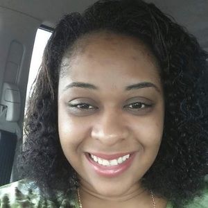 Meet your Posher, Lakeshia